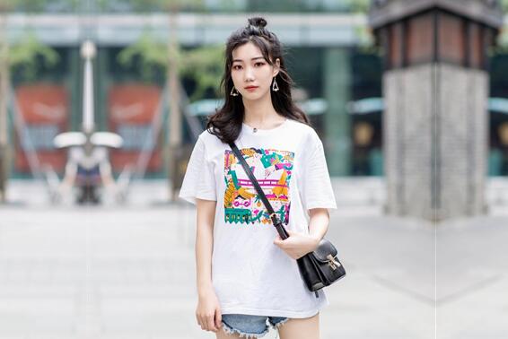 再见亦是冬季 约甜美小 姐姐吃饭聊 天好似情 侣激 情啪 啪白 嫩美 乳花 式抽 插